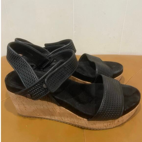 Eileen Fisher Demo Black Leather Cork Wedge Platform Sandals Easy Strap Size 8.5 - Picture 2 of 7